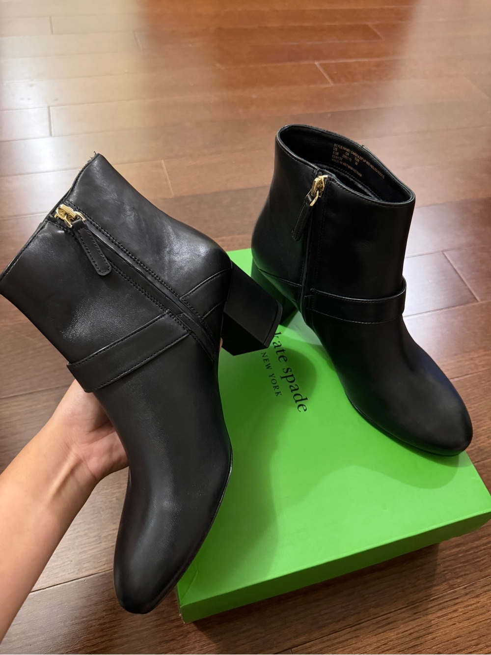 Kate Spade Dakota Zip Black Leather Ankle Boots with Gold Logo Accent Sz 8.5B - Picture 11 of 13